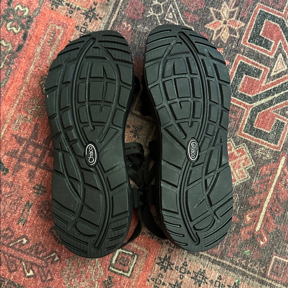 NIB Women’s Chaco Sandals - Picture 3 of 3